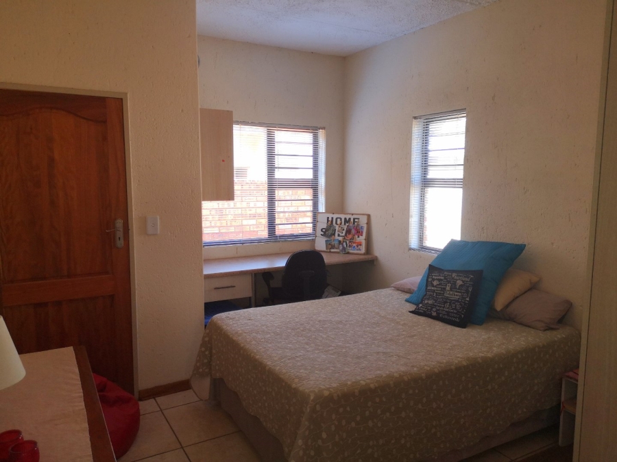 2 Bedroom Property for Sale in Die Bult North West